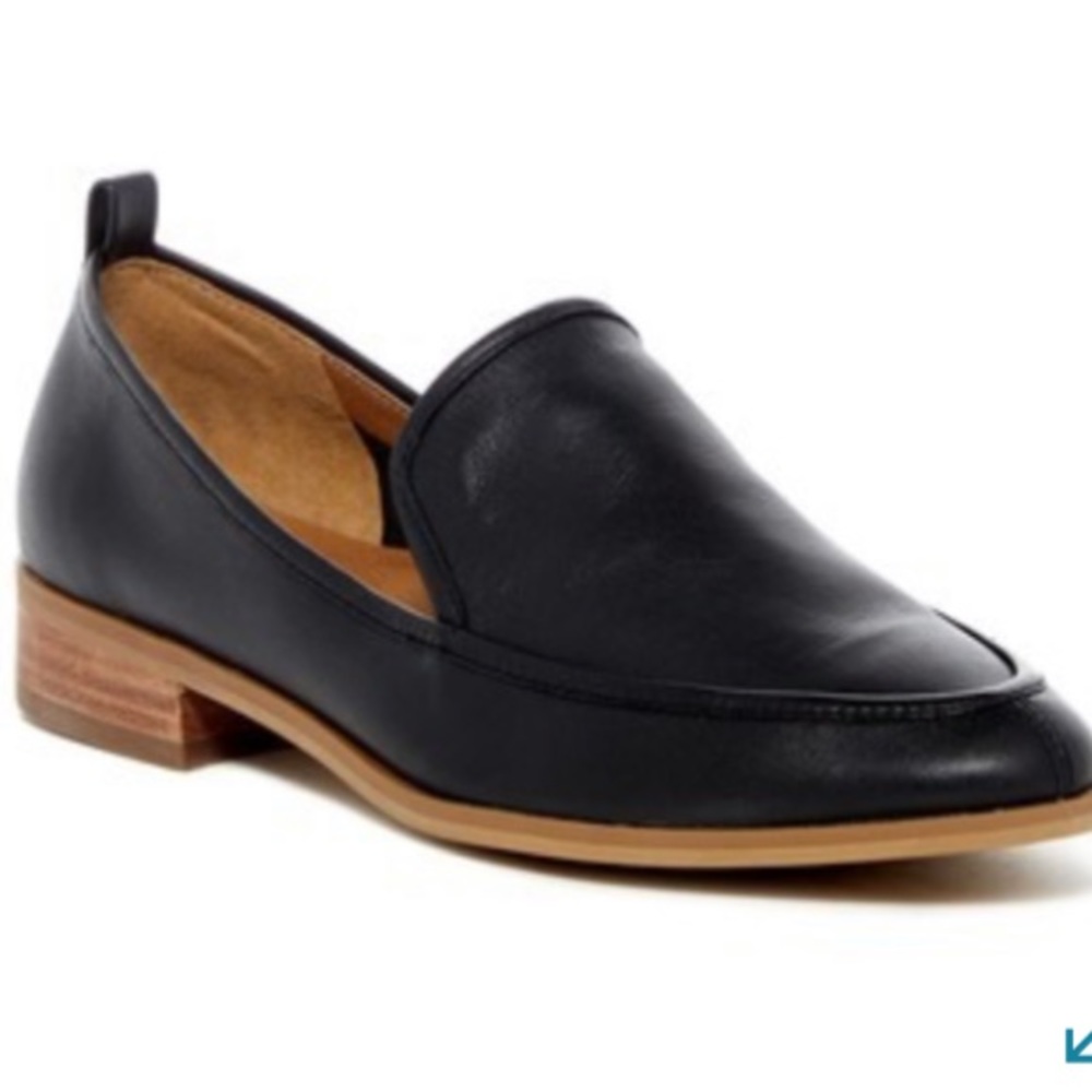 Black loafer 6.5